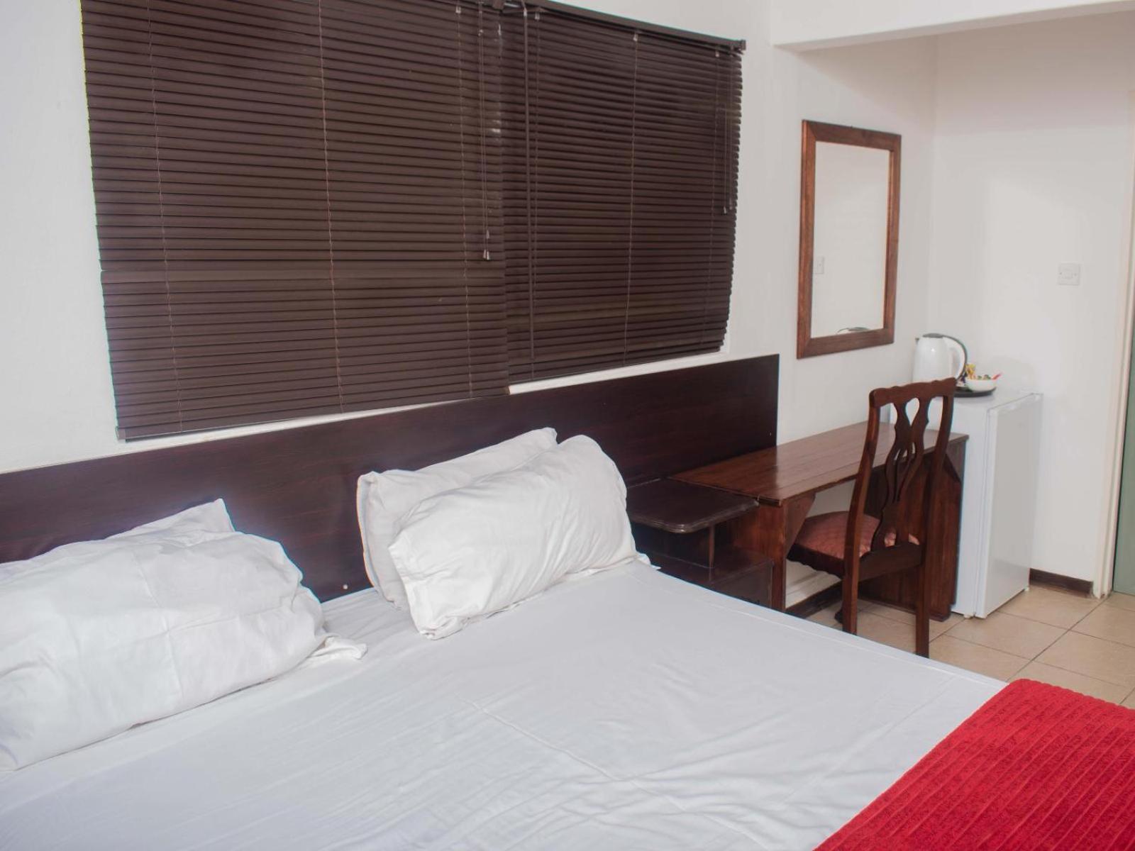 River-Ridge Guest House กาโบโรเน ภายนอก รูปภาพ