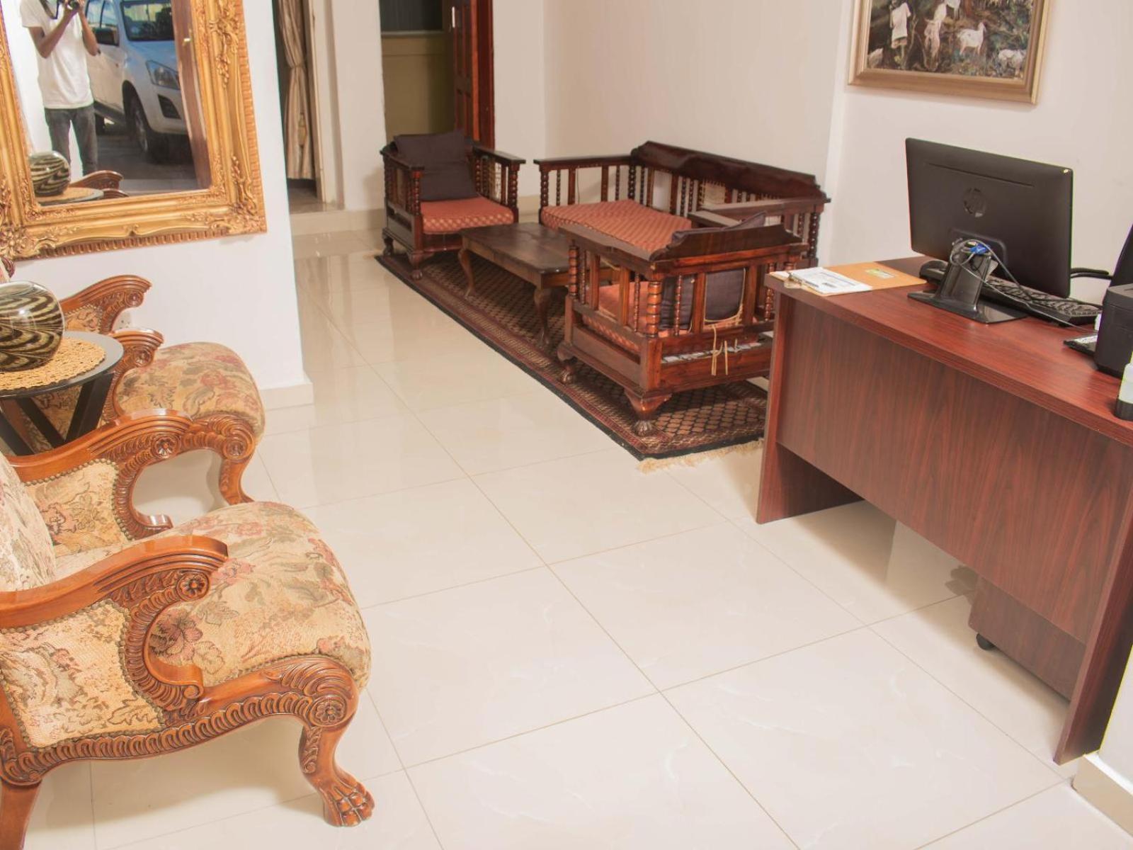 River-Ridge Guest House กาโบโรเน ภายนอก รูปภาพ