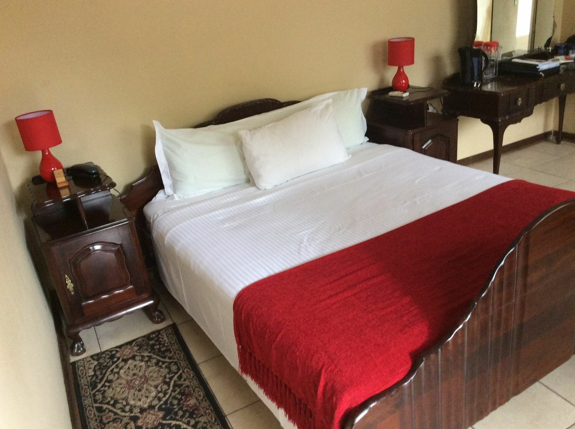 River-Ridge Guest House กาโบโรเน ภายนอก รูปภาพ